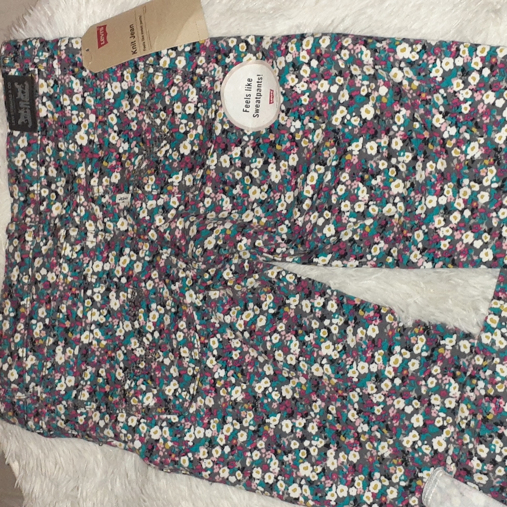Levi's Knit Jean